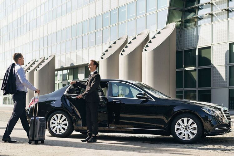 luxury car rental